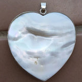 Mother of Pearl Shell Pendant Bead PWB733