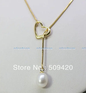 Elegant Pearl Pendant Necklace