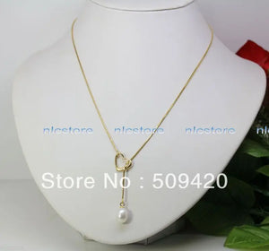 Elegant Pearl Pendant Necklace