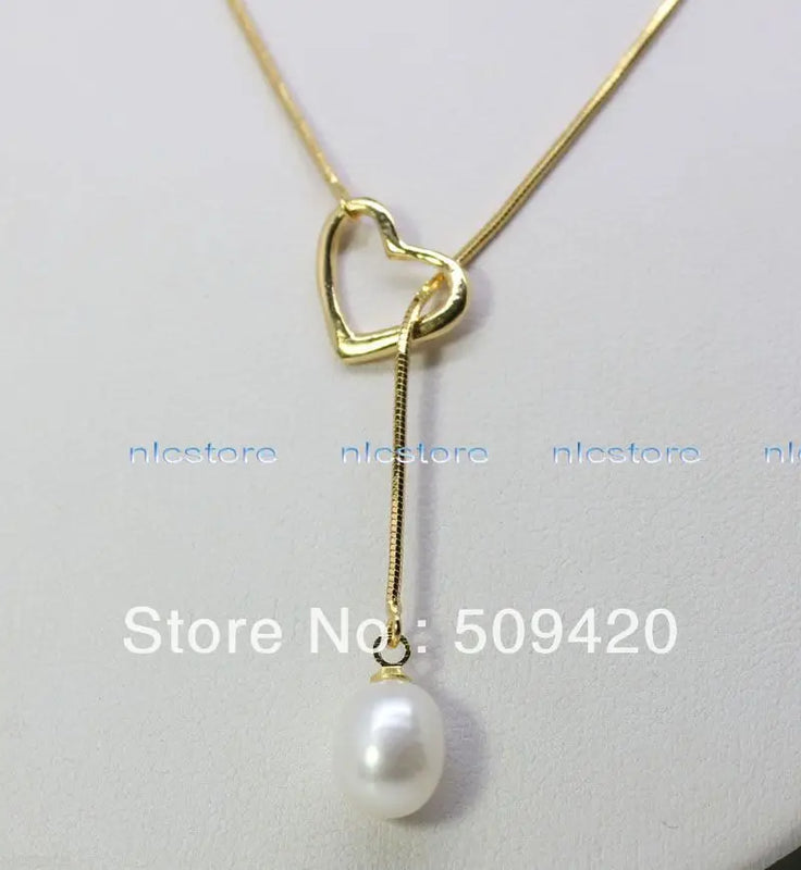Elegant Pearl Pendant Necklace