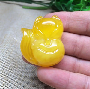 Honey Wax Fox Pendant Women's Amber Chicken Oil Sweater Chain