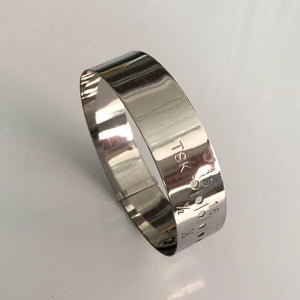 Wrist Gauge Bracelet: Portable Stainless Steel Measuring Ruler