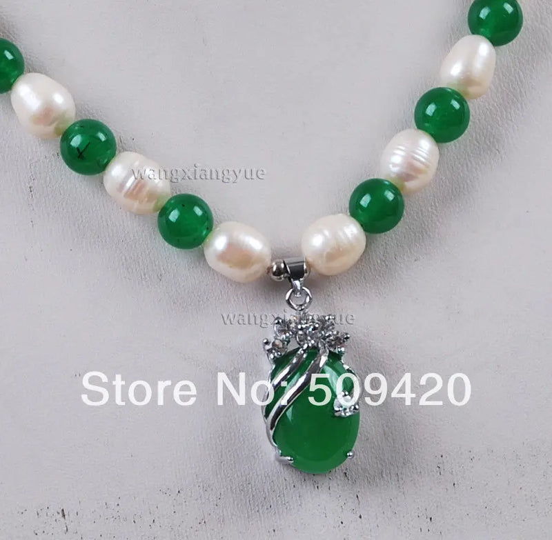 Akoya Pearl/Green Stone Pendant Necklace (15X25mm)