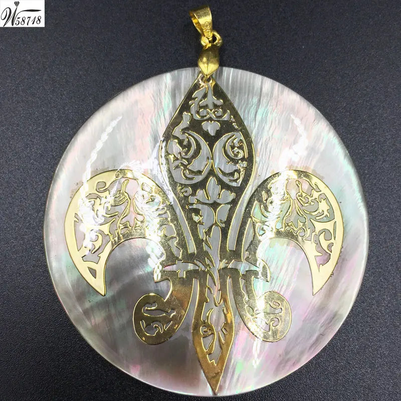 Mother of Pearl Shell Pendant Bead WB670