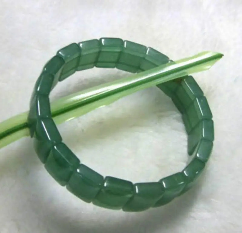 Charming Green Jade Elastic Bracelet