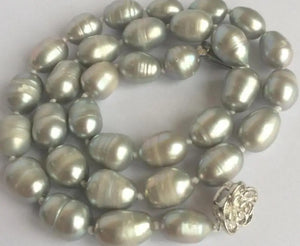 Gray Rice Akoya Freshwater Pearl Necklace 9-10mm