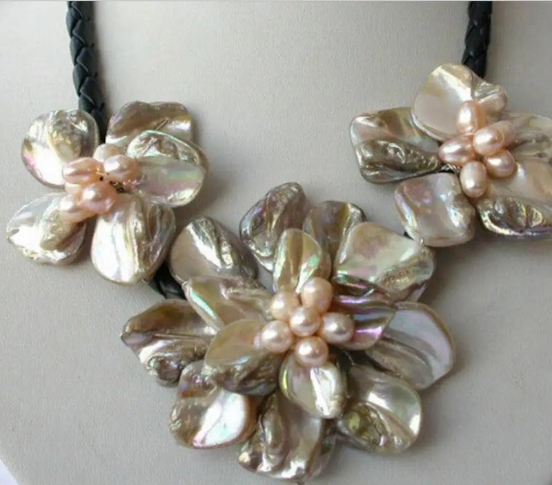 Natural Baroque Freshwater Pearl Shell Flower Leather Necklace