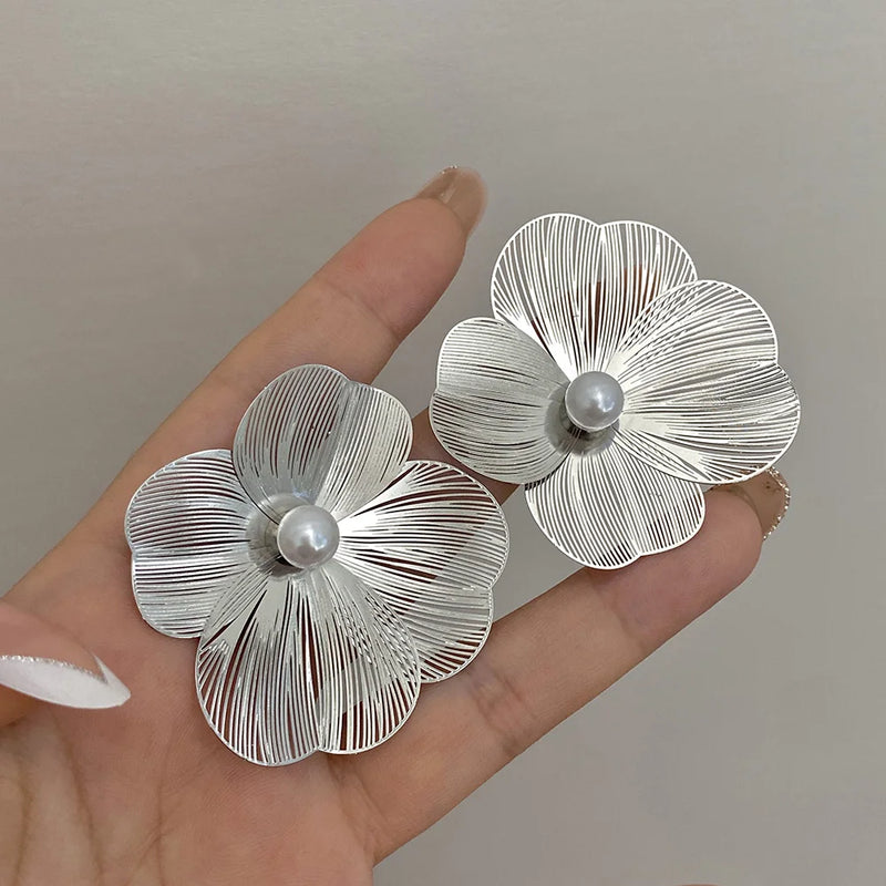Pearl Inlaid Floral Stud Earrings for Women Party Jewelry