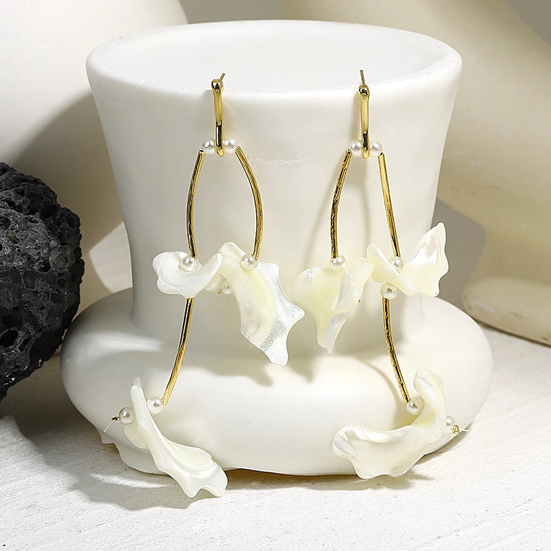 Natural Shell Tassel Earrings for Women French Pearls Flower Hanging Earrings