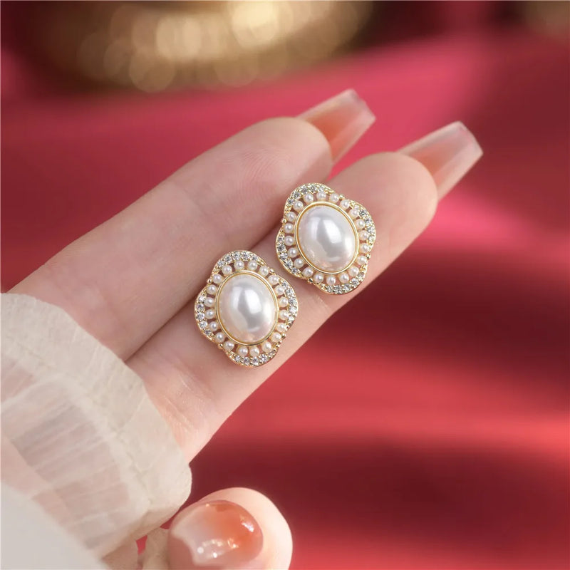 French Court Wind Micro Pearl Zircon Earrings