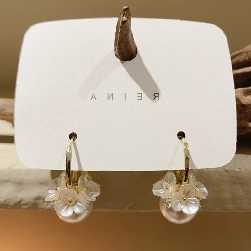 French Vintage Pearl Small Flower Basket Earrings Niche Sense