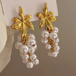 French Vintage Pearl Tassel Grape Earrings Niche Creative Fruit Fairy Temperamen