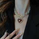 French Retro Wind Pearl Oil Love Necklace Peach Heart Clavicle Chain