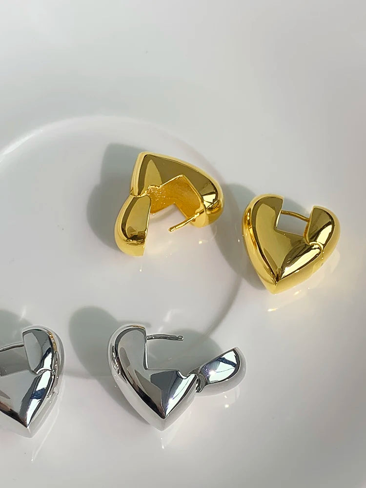 French Vintage Heart Stud Earrings