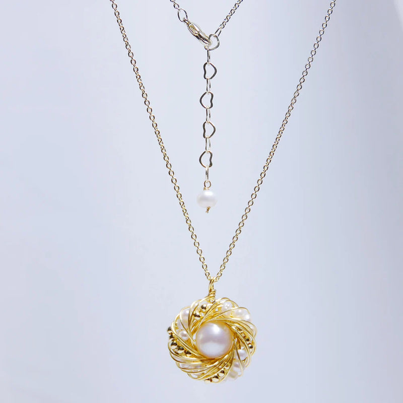 Freshwater Pearl Pendant Necklace Retro Style Round Ladies Clavicle Chain