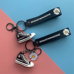 G-DRAGON Peaceminusone Daisy Flower Shoes Keychain Bag Accessory