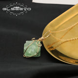 Green Tanglin Woman Pendant Necklace Charm Elegance Retro Fine Jewelry
