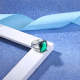 Garilina High-end Green Stone Ring Christmas AR2267
