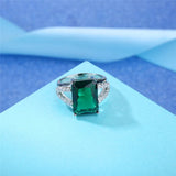 Garilina High-end Green Stone Ring Christmas AR2267