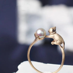 Gentle Cat Pearl Rings for Women Matte Light Party Jewelry