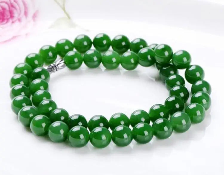 Natural Green Jade Beaded Necklace Women Charms Jewellery