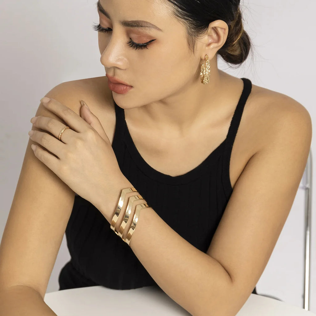 Geometric Wide Bracelet Vintage Niche Bangles for Women