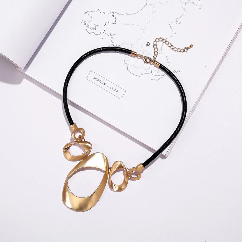 Geometry Alloy Pendant Statement Necklace Women Clavicle Collar