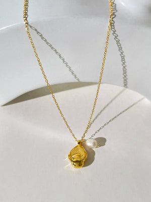 Silver Plated Baroque Pendant Necklace with Natural Freshwater Pearl