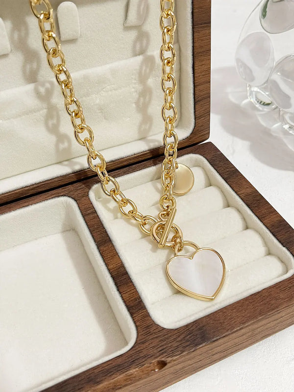 Shell Heart Pendant Chunky Chain Necklace with Toggle Clasp 