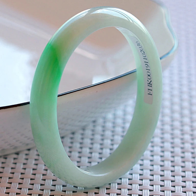 Jade A-Class 54-62mm Green Two-color Bracelet Princess Bracelet Gift