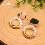 Boho Style Freshwater Pearl Ear Clip Ge0905