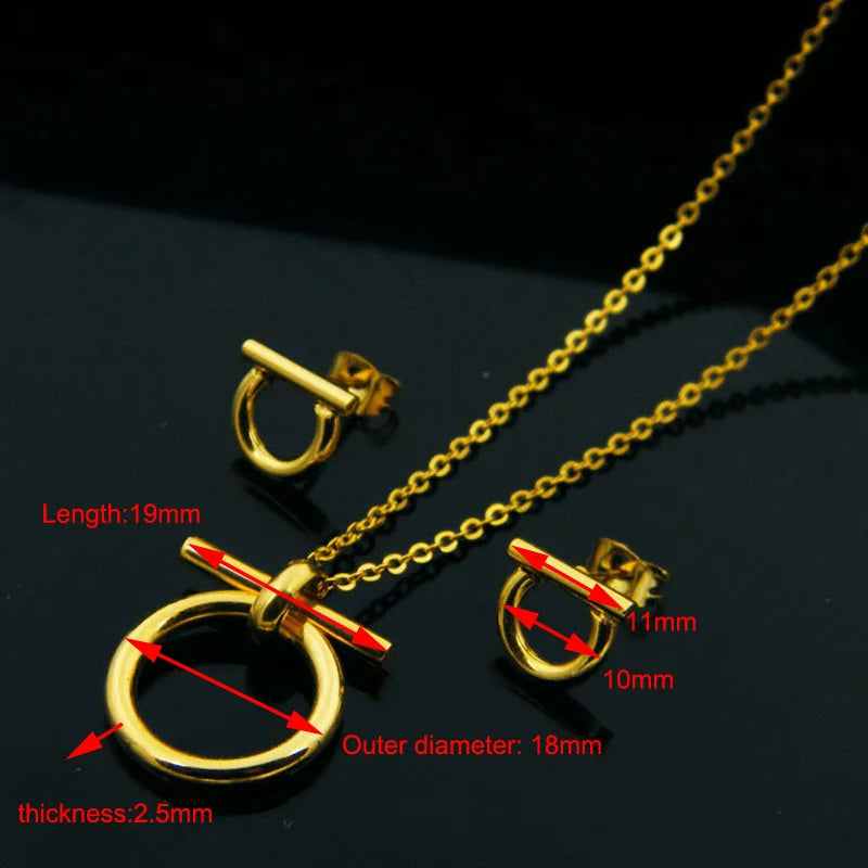 Vintage Horseshoe Pendant Necklace Stainless Steel Lucky Choker