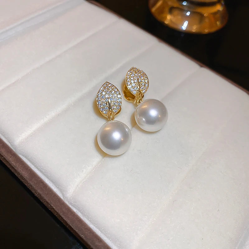 Leaf Pearl Pendant Clip Earrings Classic CZ Plated Ear Buckle for Wedding