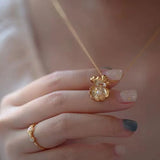 Plated Shell Charm Necklace Freshwater Pearl Pendant Choker