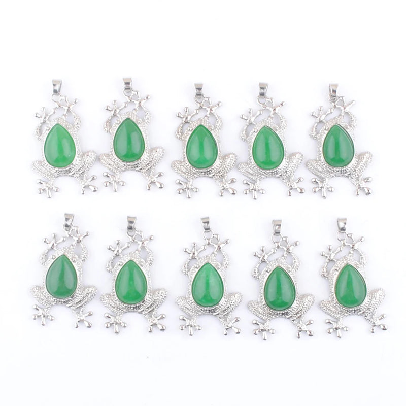 Green Jade Gemstone Frog Pendant for Necklaces Reiki TN4616