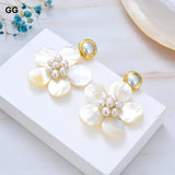 GuaiGuai Golden Plated Pearl Mother Of Pearl Flower Earrings