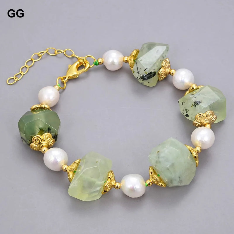 Green Prehnite Quartz Bracelet with Cultured Keshi Pearl