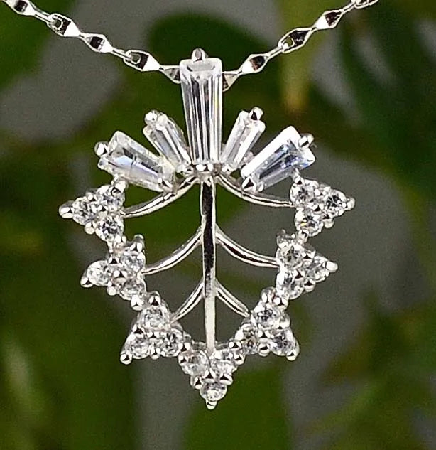 925 Silver CZ Pendant 27mm PE34828