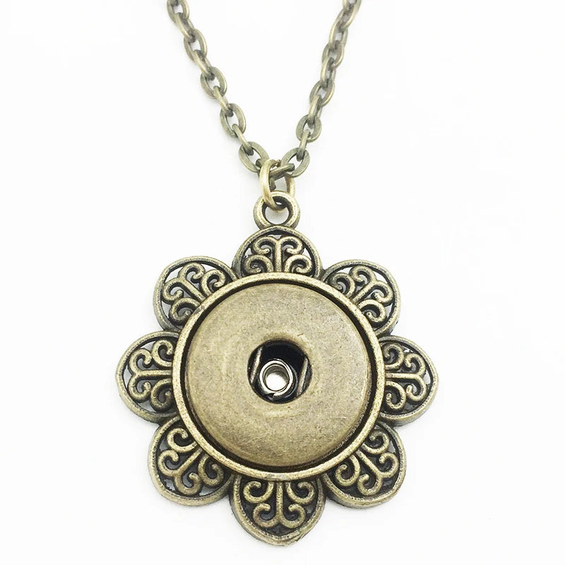 Retro bronze butterfly snap button pendant Necklace
