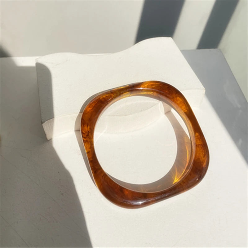 Vintage Geometric Round Irregular Resin Bracelet for Women