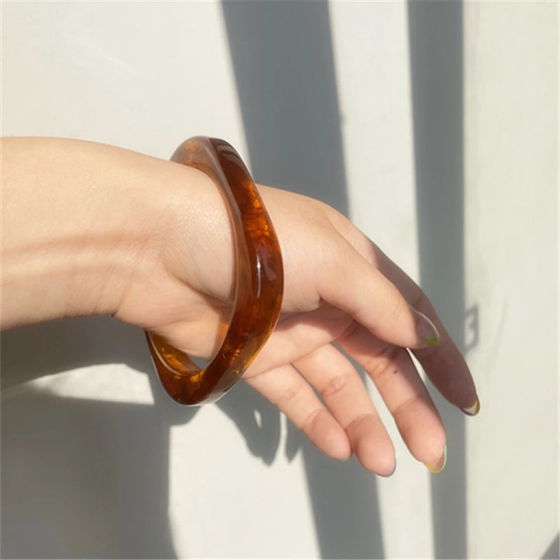 Vintage Geometric Round Irregular Resin Bracelet for Women