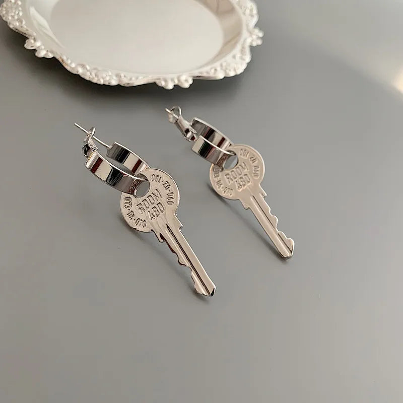 Punk Metal Key Drop Earrings Geometric Round Earrings