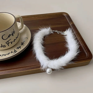 Winter Feather Collarbone Chain Bells Choker Collar Necklace for Women
