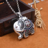 Retro Lucky Elephant Necklace Women's Elephant Pendant Sweater Chain