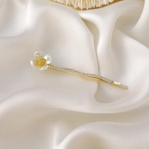 Crystal Shell Flower Hair Clip for Women