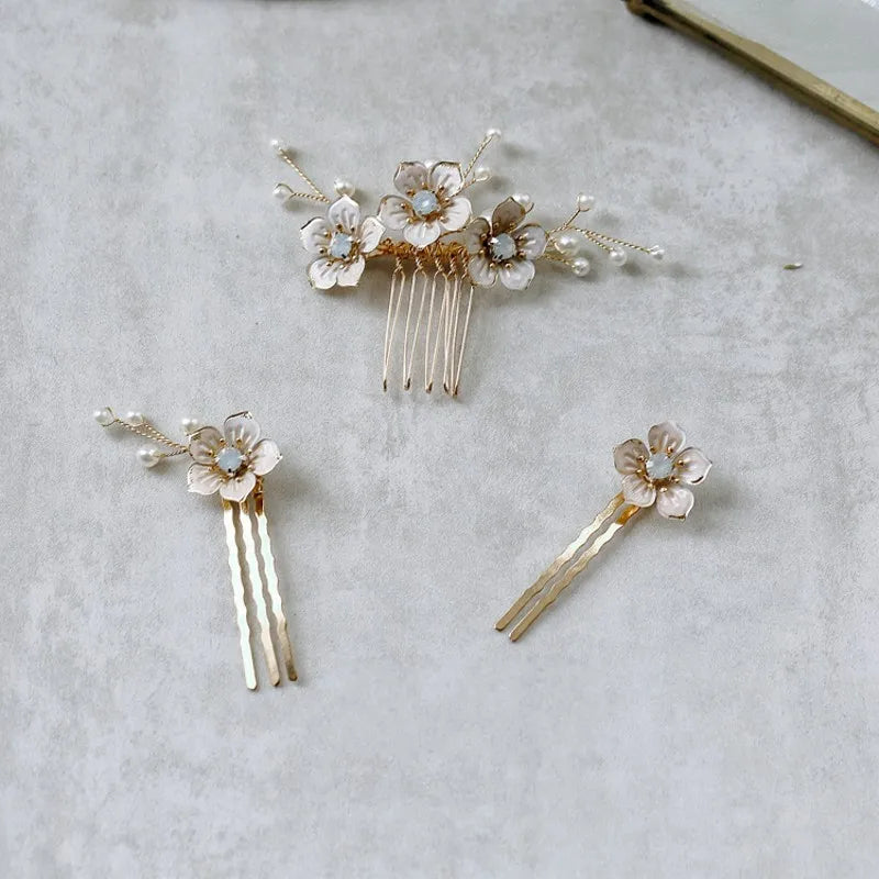 Floral Hair Pins Bridal Combs Vintage Wedding Headpiece Pearls