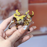 Acrylic Flower Cattle Brooches Women Bull Ox Animal Year Party Brooch Pins