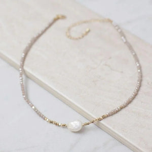 Crystal Beads Bohemian Choker Necklace with Freshwater Pearl Pendant