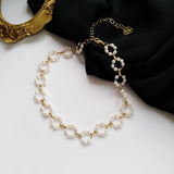 Geometric Hollow Link Chain Choker Necklace for Women