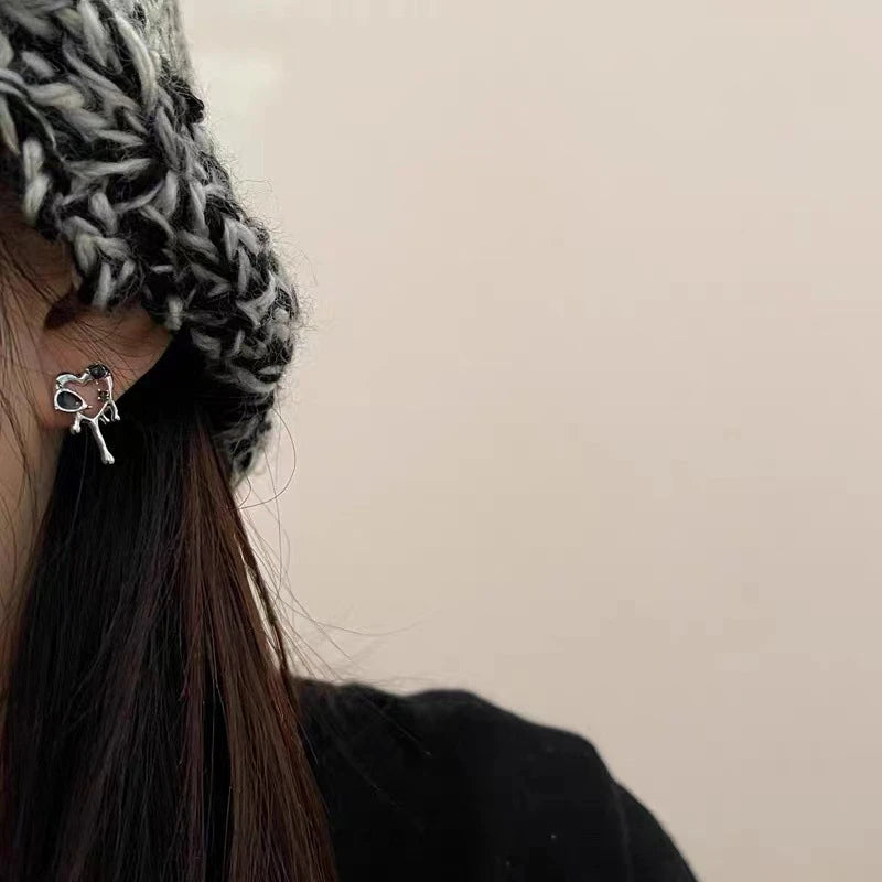 Harajuku Vintage Goth Love Heart Metal Stud Earrings